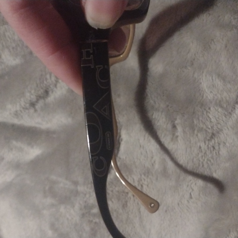 Coach sunglasses - Picture 2 of 3